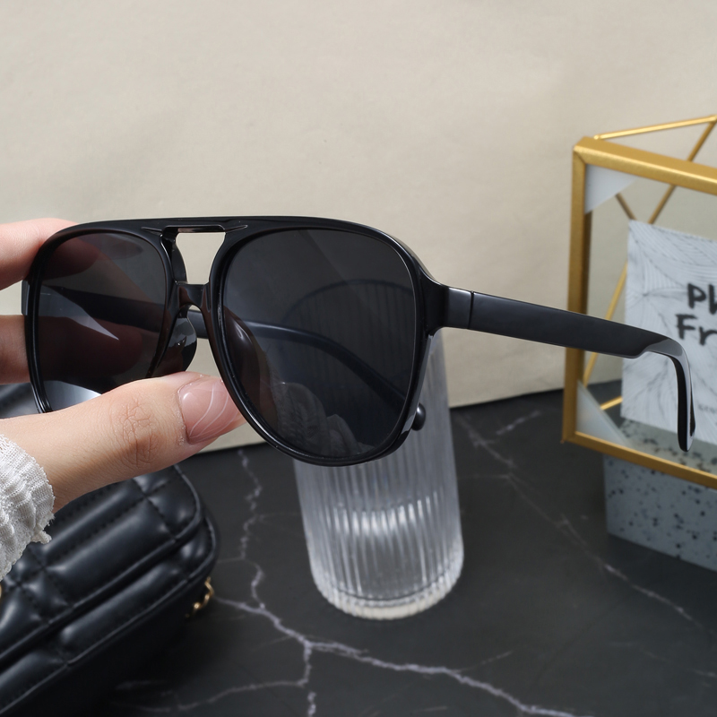 Women Fashion Glasses - Unisex Fashion Sunglasses UV400 Protection Classic