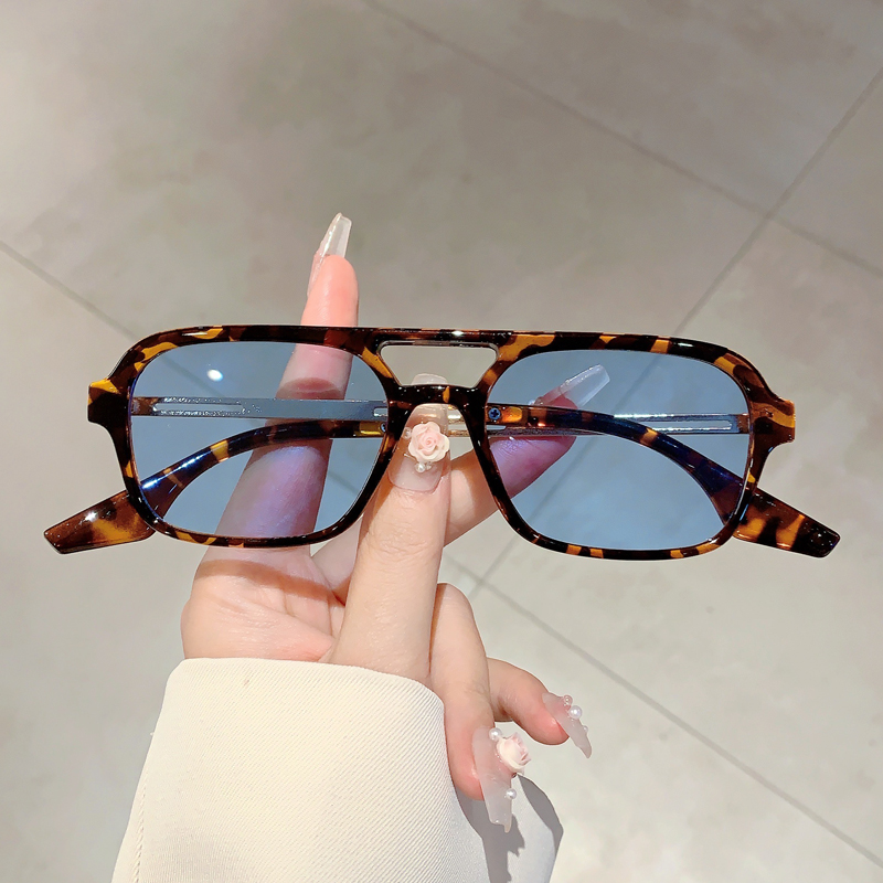 Trendy Women Double Beam Sungl - Women Fashion Glasses ulasan dan harga