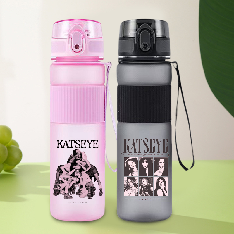Fashion K POP KATSEYE 550ml Sp - Women Fashion Drawing ulasan dan harga
